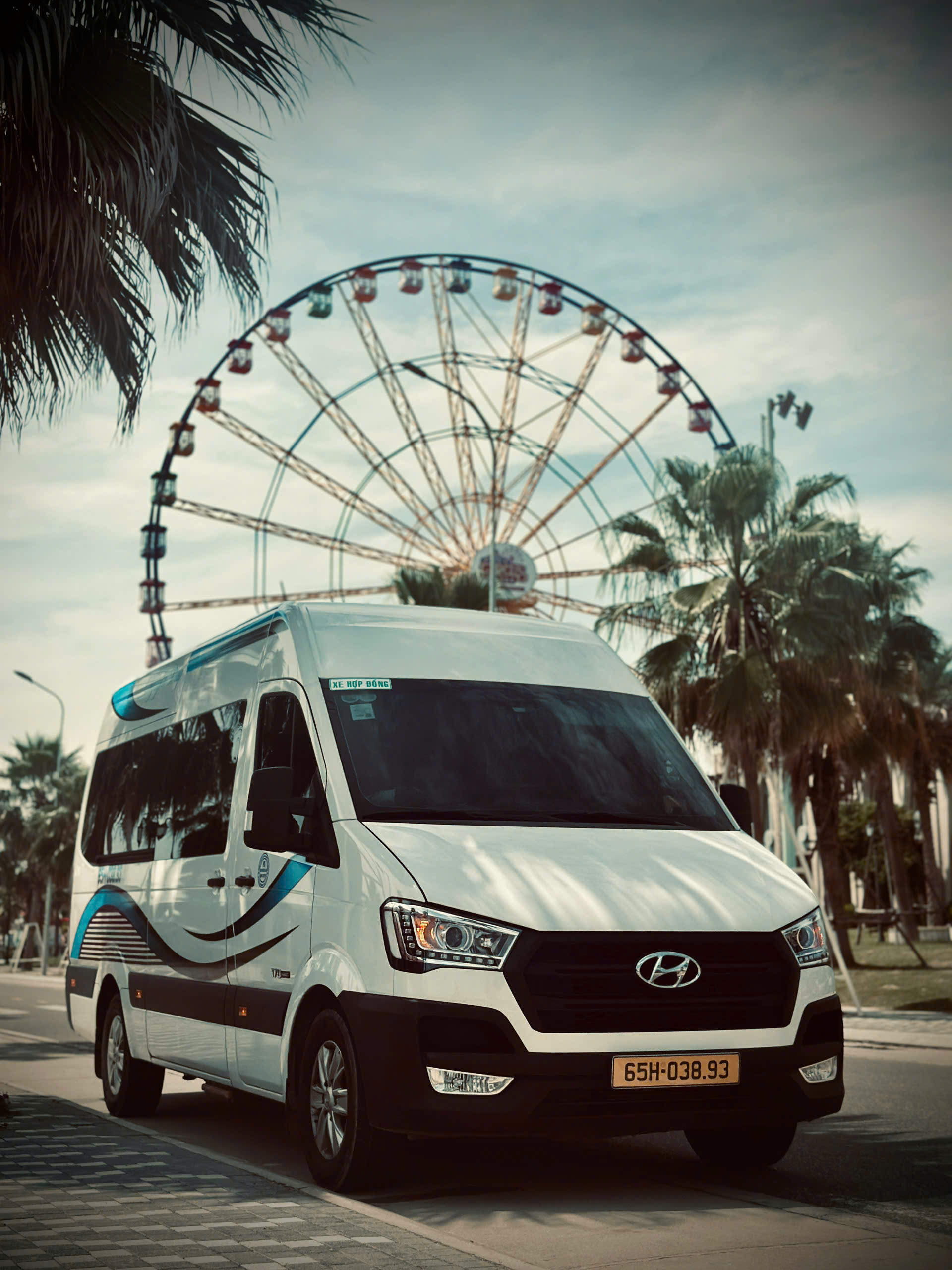 Xe 16 chỗ Hyundai