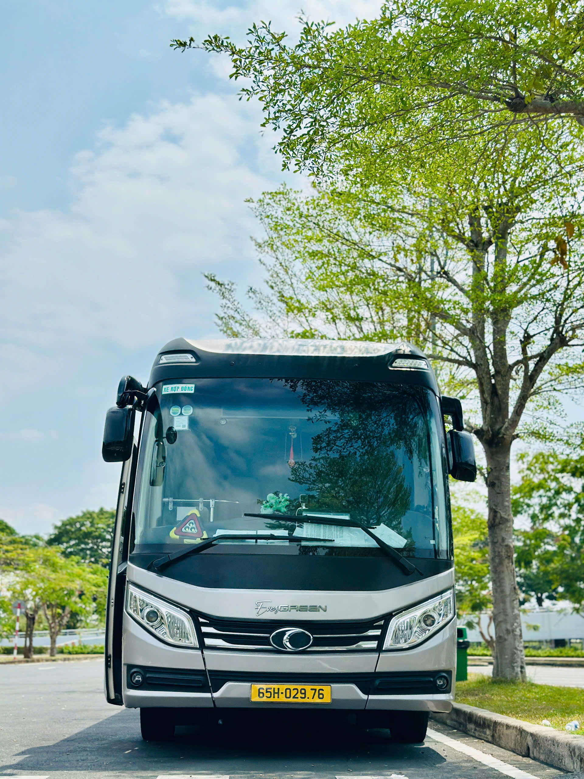 Xe 29 chỗ THACO thuexemientay.vn