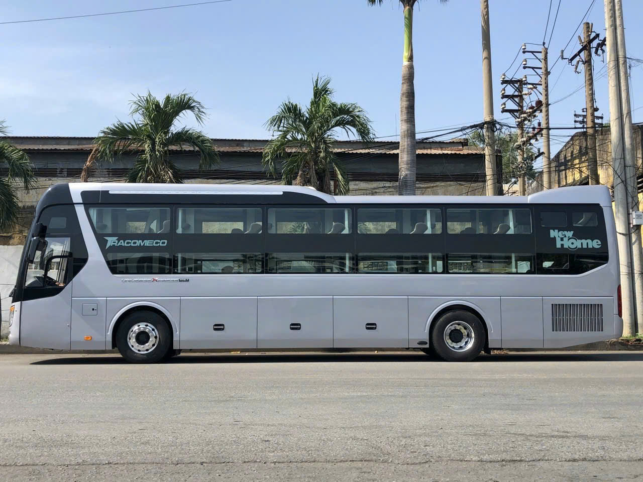Xe Giường Nằm HYUNDAI UNIVERSE