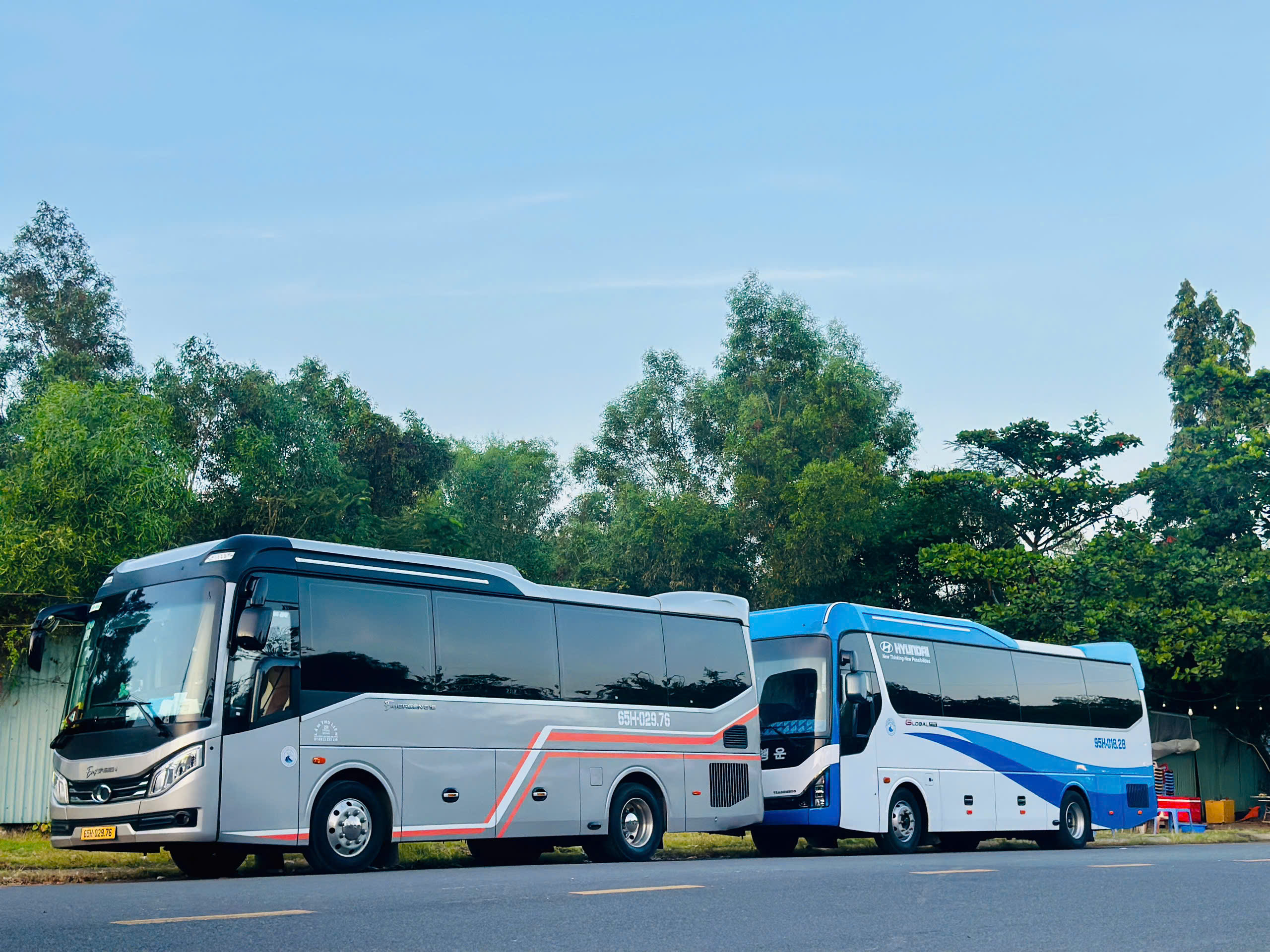 Liên hệ báo giá thuê xe 29 chỗ Cần Thơ đi miền Tây